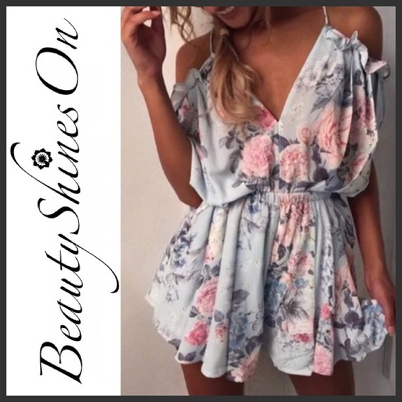 🆕 JESSIE Floral Flirty Romper - Picture 2 of 8