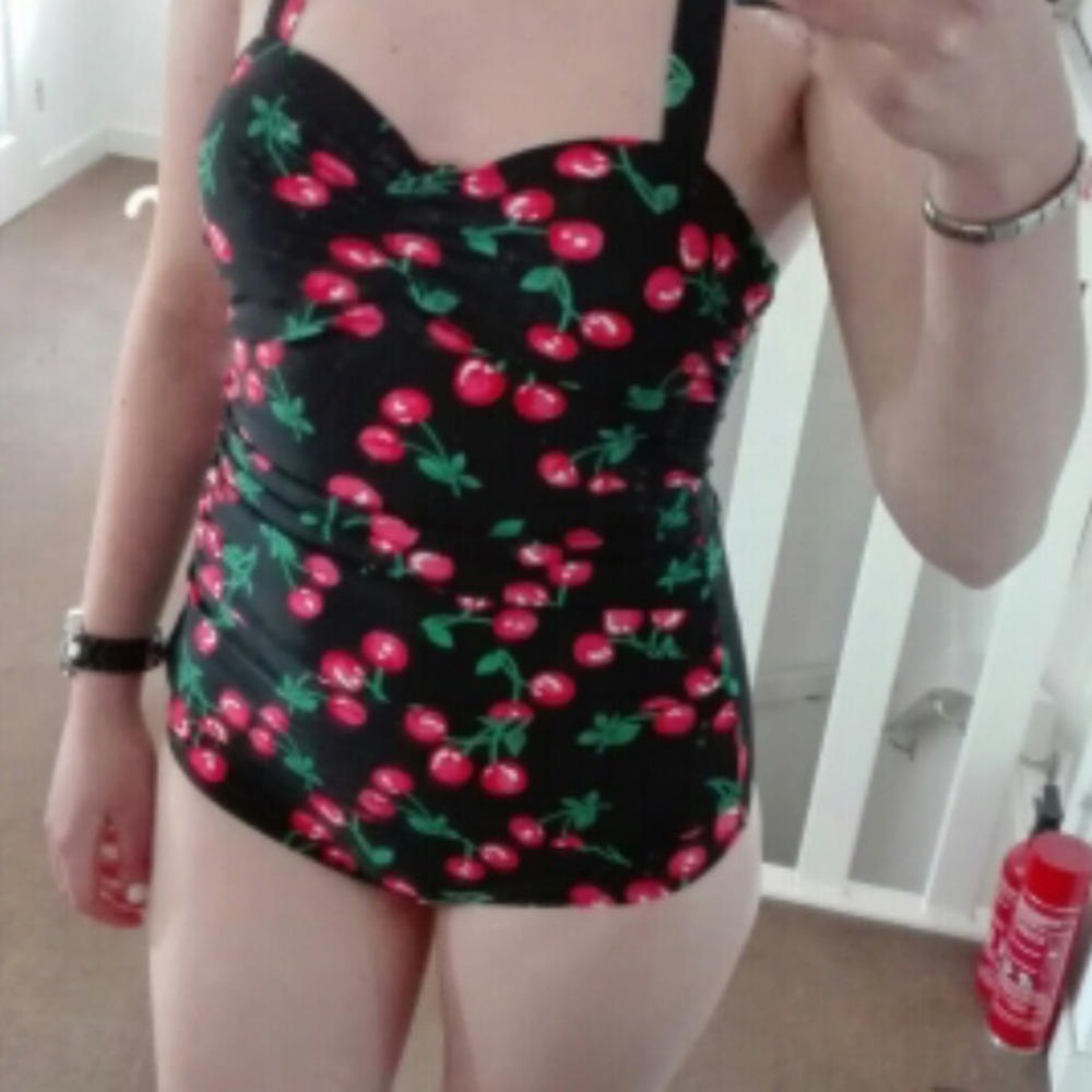 Cherry Pinup Vintage Retro One Piece Swimsuit - Picture 6 of 8