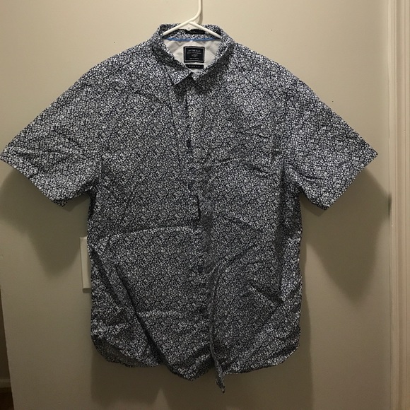 Casual Short Sleeve Button Down - Picture 1 of 2