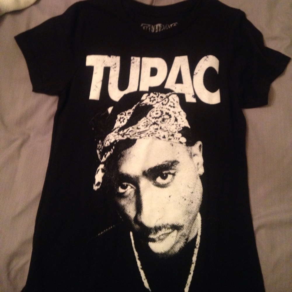 Black and White Tupac Shirt