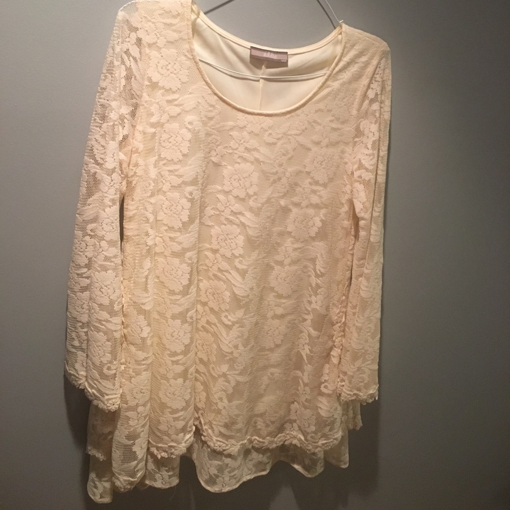 Long sleeve lace dress