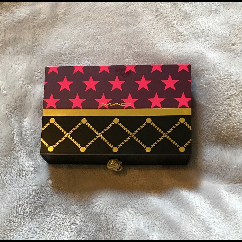 Mini holiday edition MAC lipsticks! (Not used)