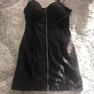 🎉 Guess black striped dress🎉