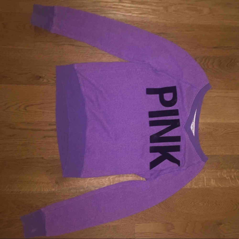 pink sweatshirt