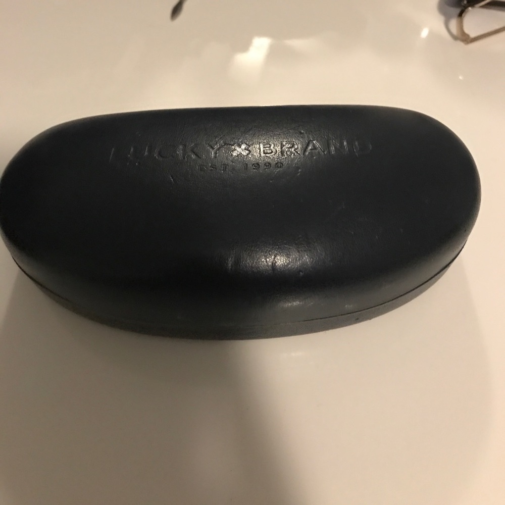 Case - Picture 2 of 2