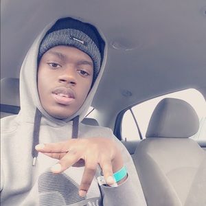 Meet your Posher, Demond