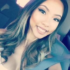 Meet your Posher, Camille