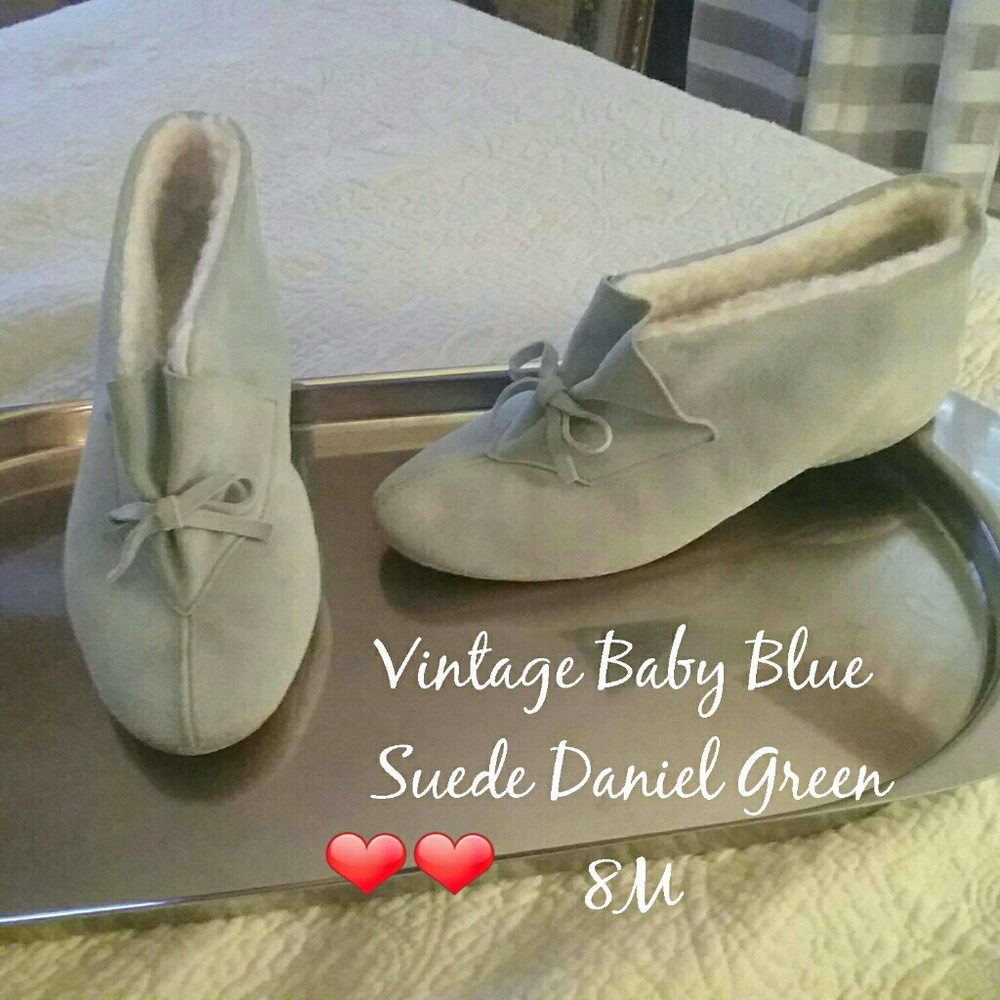 Vintage Daniel Green baby blue suede slippers