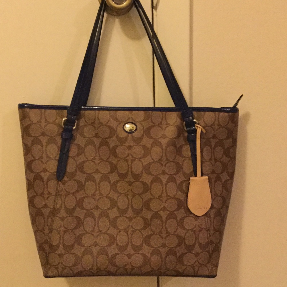 Coach signature leather tote bag