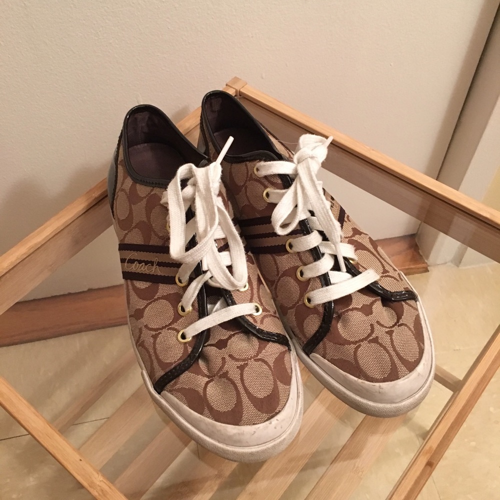 Very lightly worn w/ love-Authentic Coach sneakers