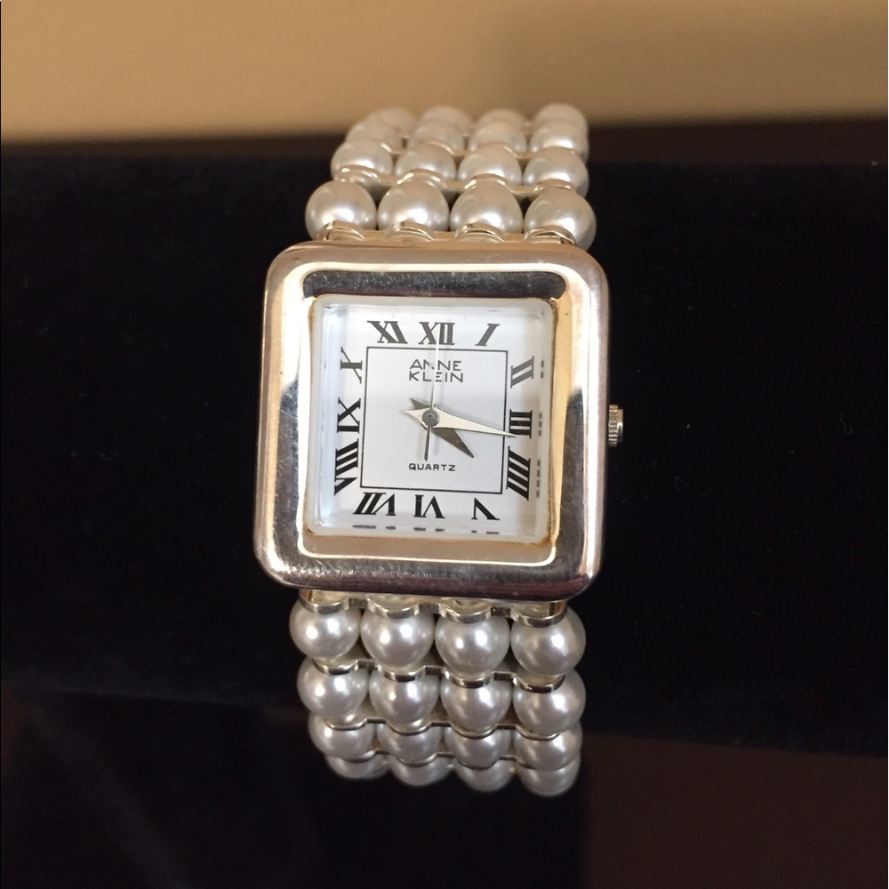 Gorgeous Anne Klein watch🌷