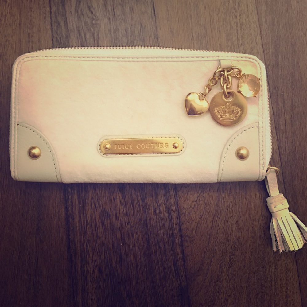 Juicy Couture wallet (NWOT)