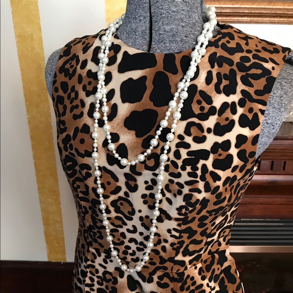 Leopard dress size 8 - Picture 3 of 4