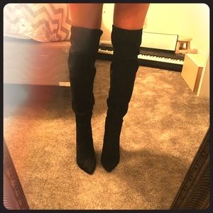 Sexy over the knee velvet boots 👢