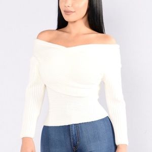 NWT Fashion Nova Criss Cross Sweater - Ivory