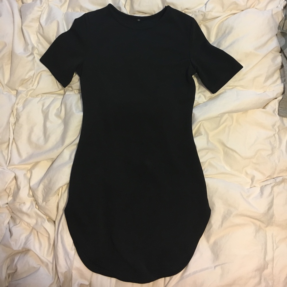 Curved hem T-Shirt dress