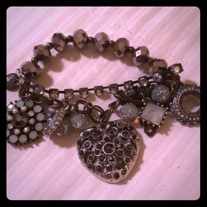 BETSEY JOHNSON HEART BRACELET