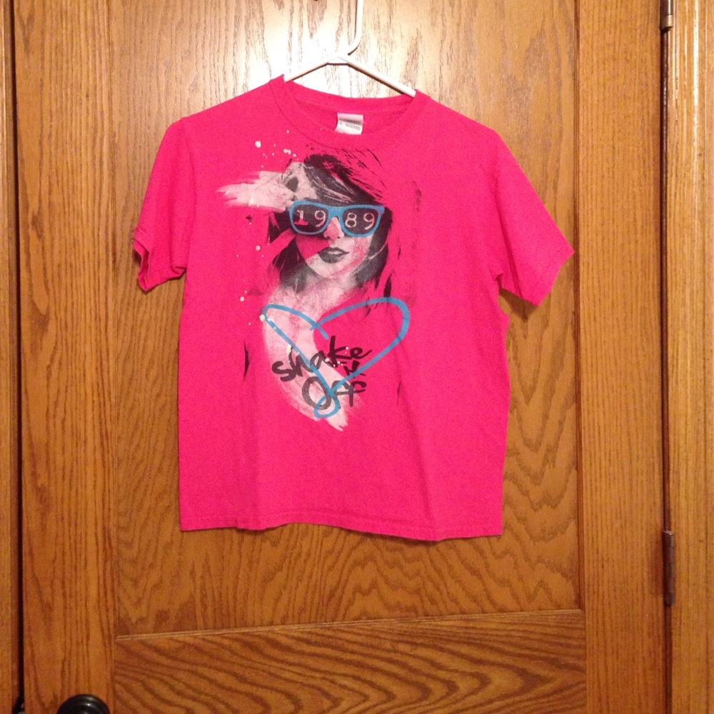Taylor swift 1989 graphic tee
