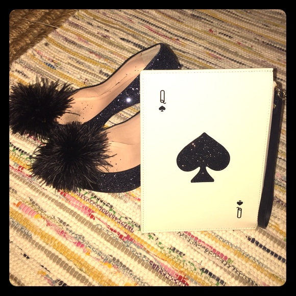 kate spade Handbags - Kate Spade ♠️ 👸 Queen of Spades Wristlet ♠️♠️♠️
