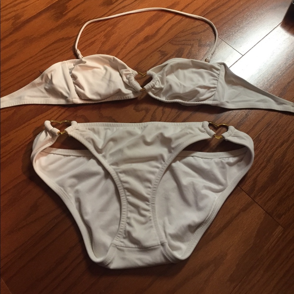 Final drop! White VS medium bikini