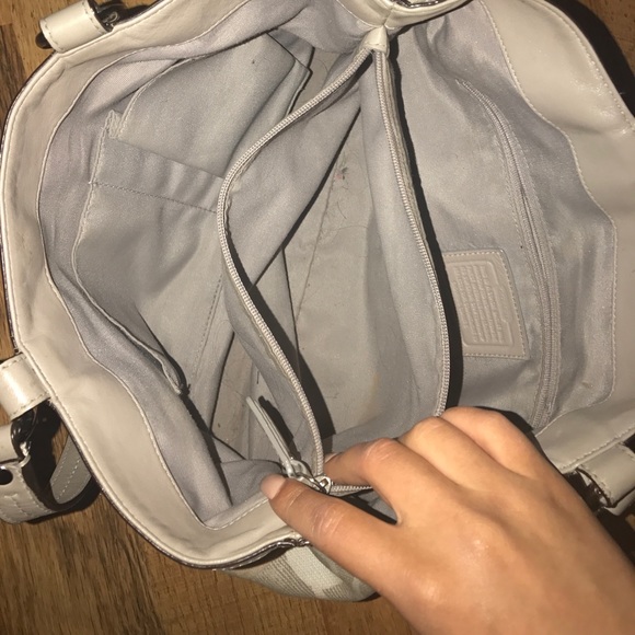 Coach Bag - Picture 3 of 5