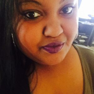 Meet your Posher, Regina