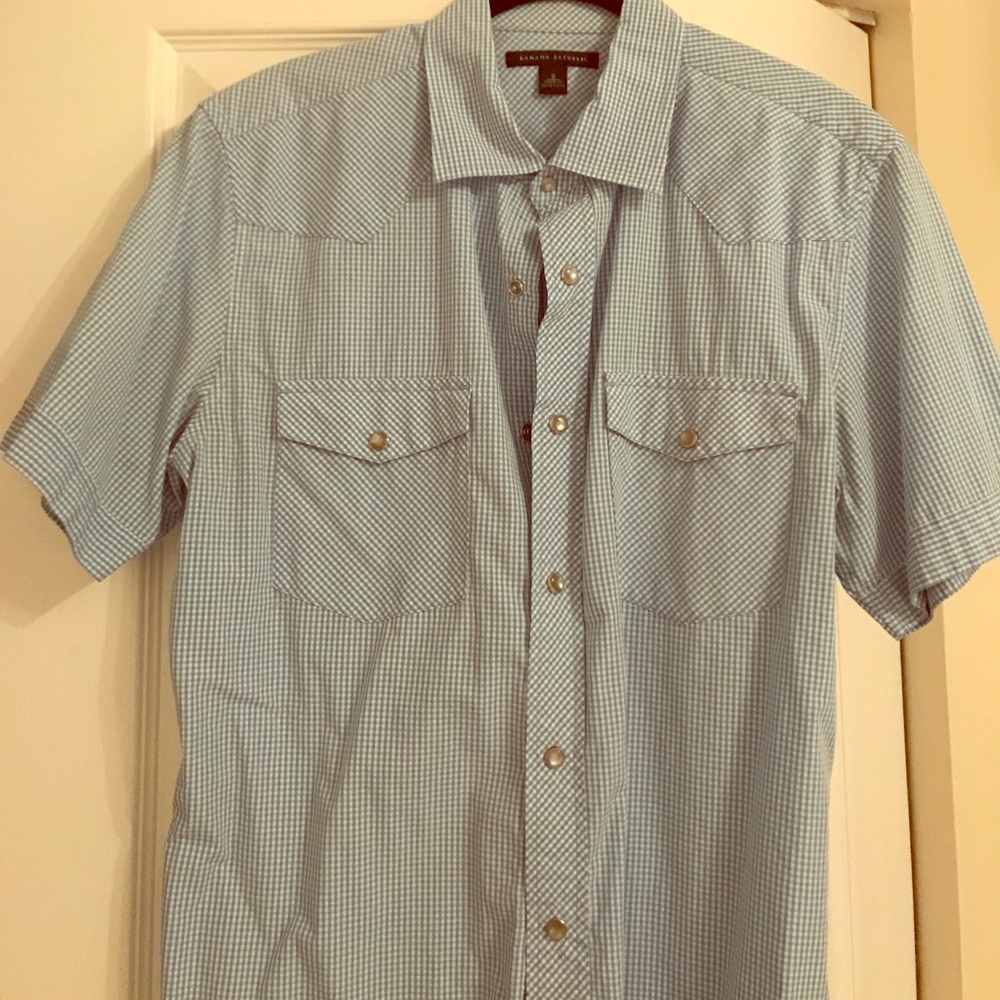 Short sleeve shirt
