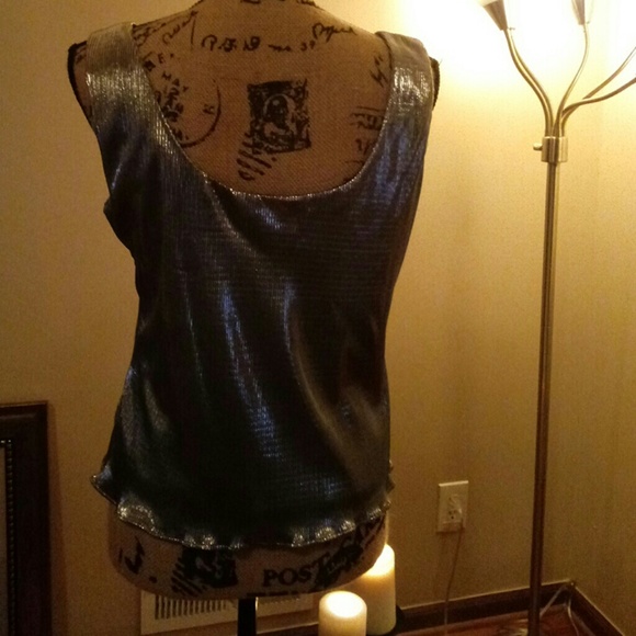 Blouse - Picture 4 of 4