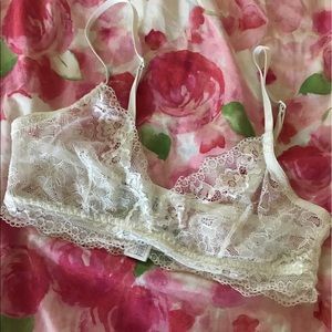 White lace bralette