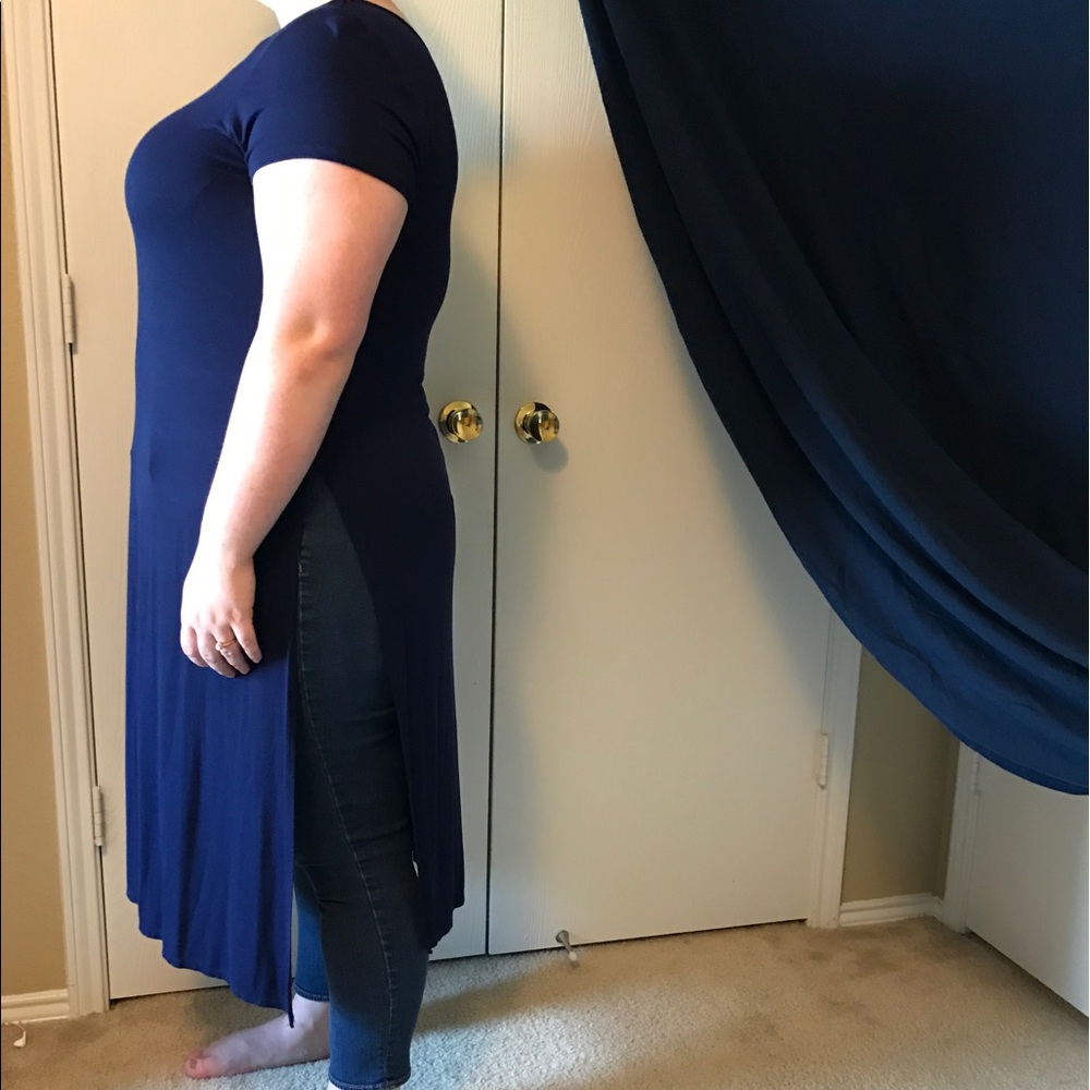 Super long front and back panel knit shirt