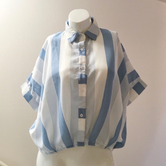 NWOT Oversized Button-Up - Picture 3 of 3