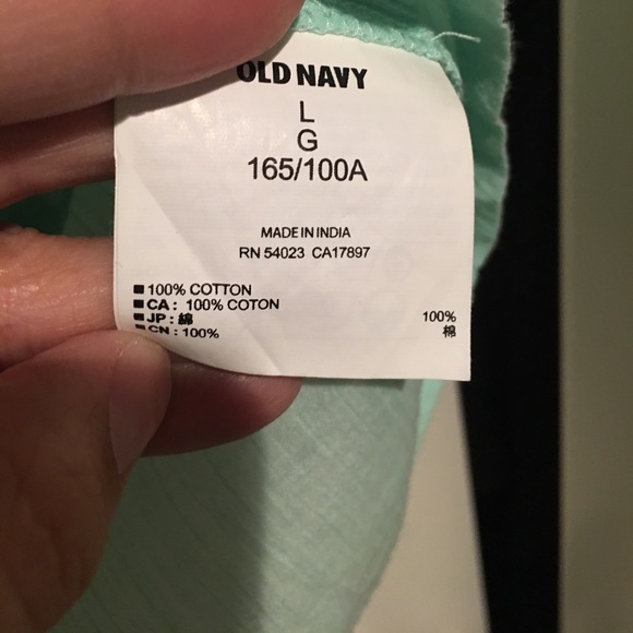 Old Navy sheer Henley - Picture 3 of 3