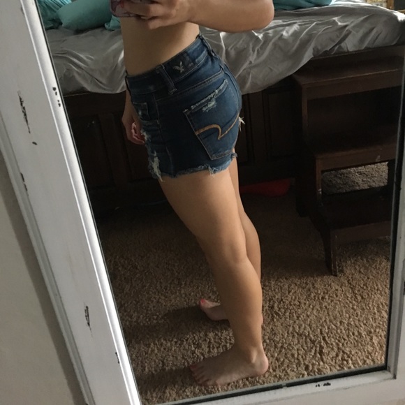 New American Eagle High Rise Shorts - Picture 6 of 6