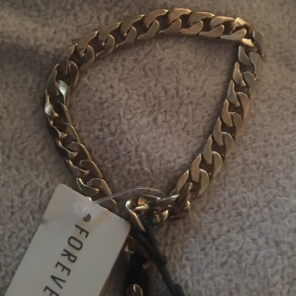 NWT FOREVER 21 WRAP BRACELET (Gold and leather) - Picture 3 of 3