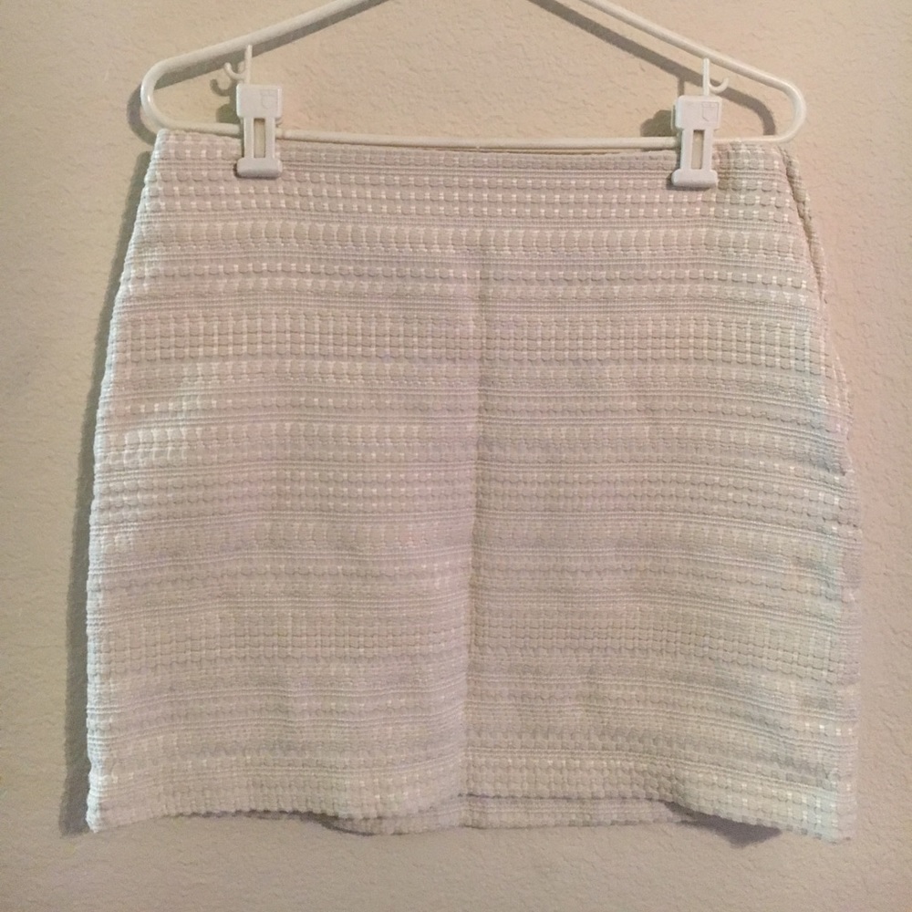 H & M Cream Skirt