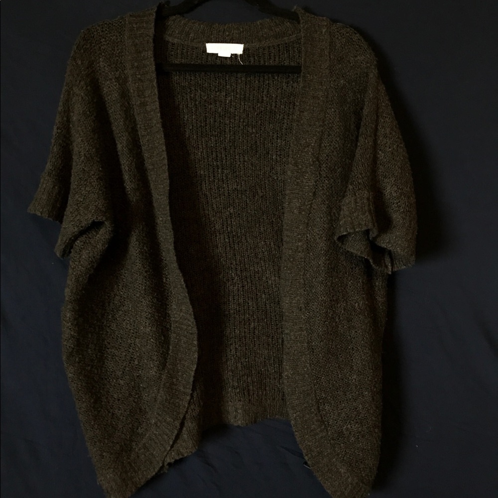 Dark grey short sleeve cardi :)