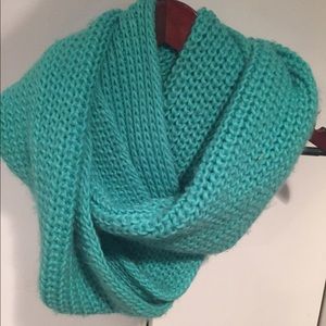 Circle scarf