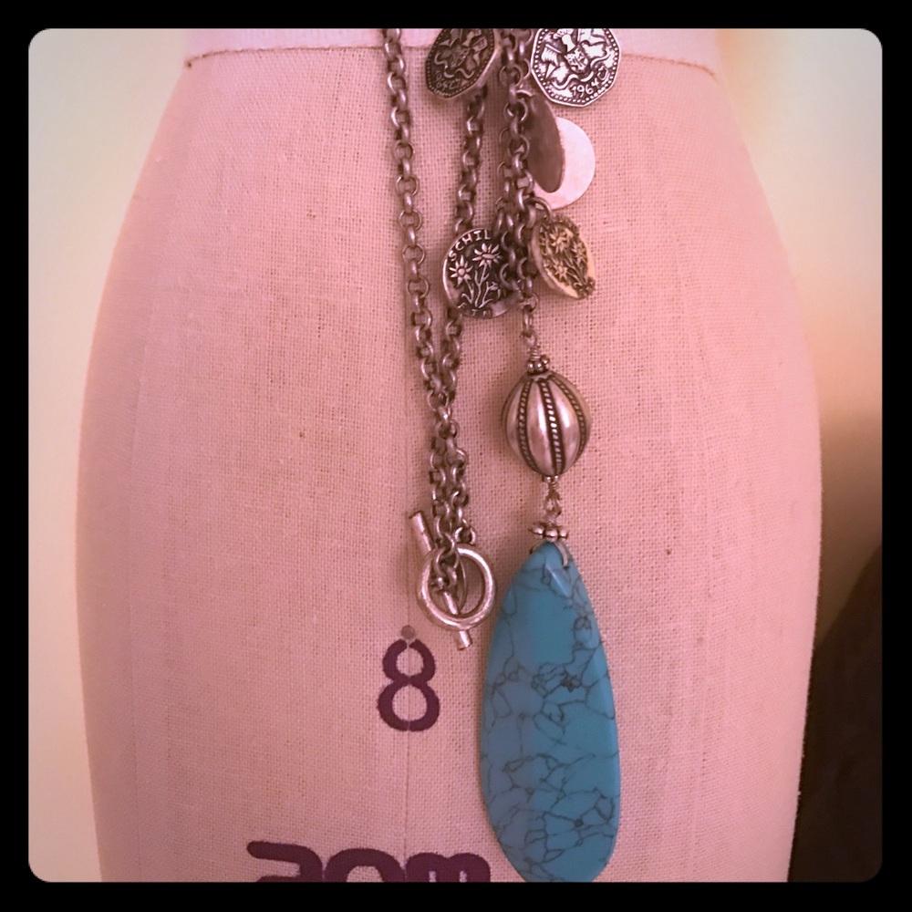 COSTUME JEWELRY PENDANT and SILVER CHAIN