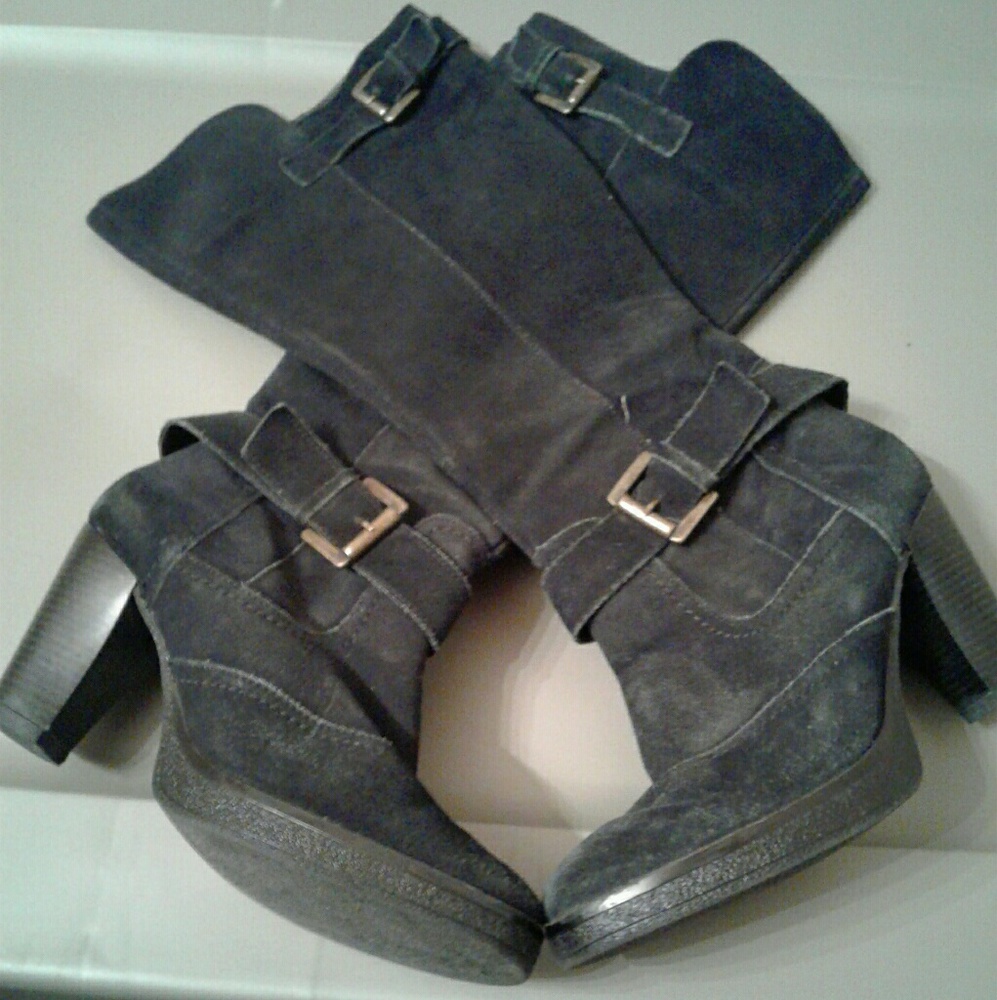 Cute boots.