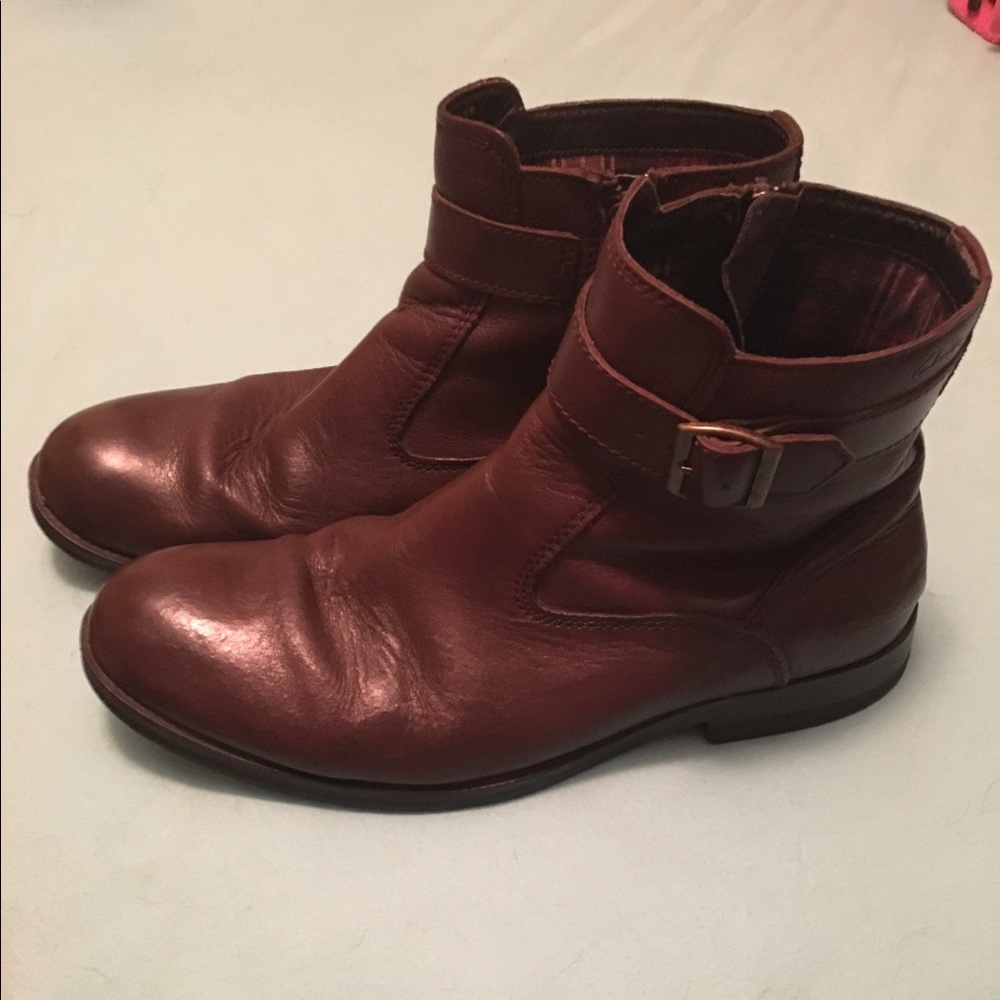 Clarks leather boot