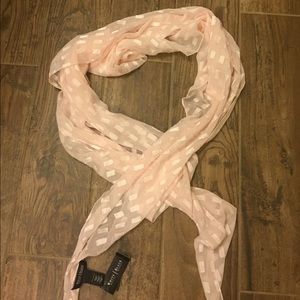NWT WHBM scarf