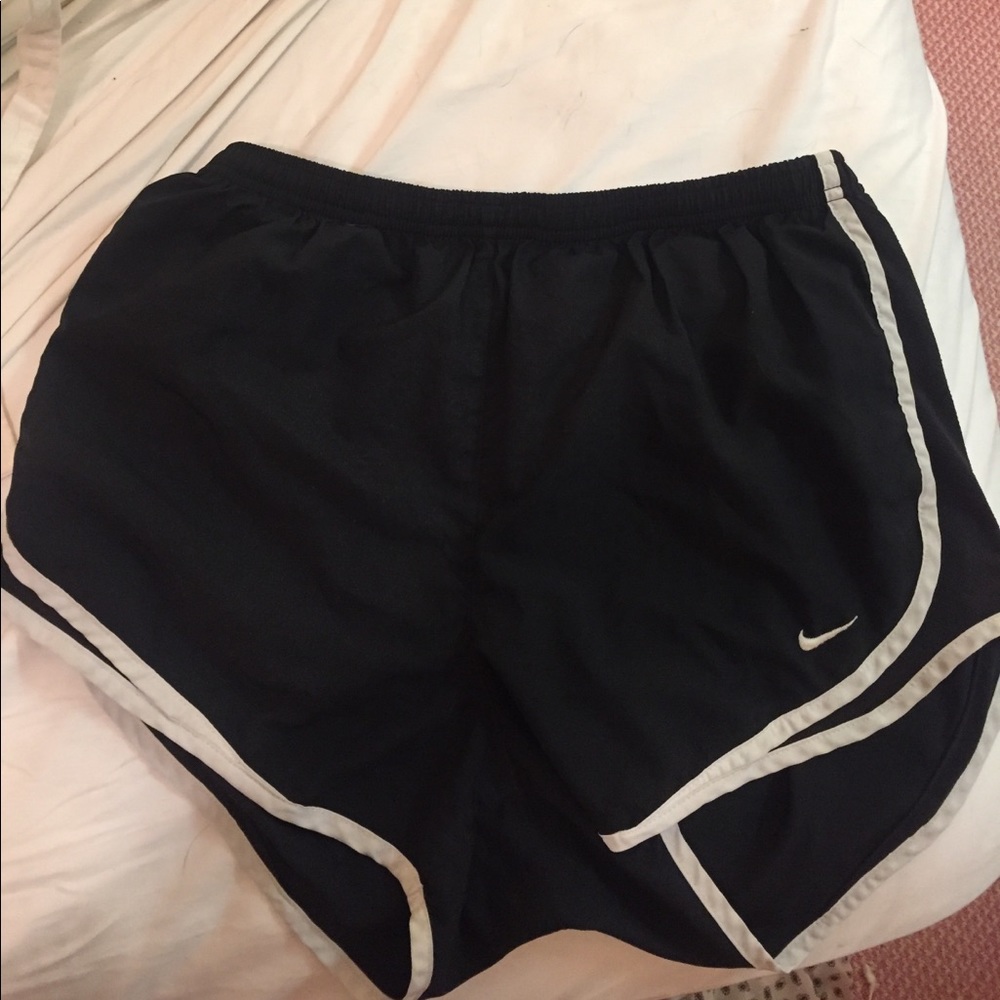 black nike shorts
