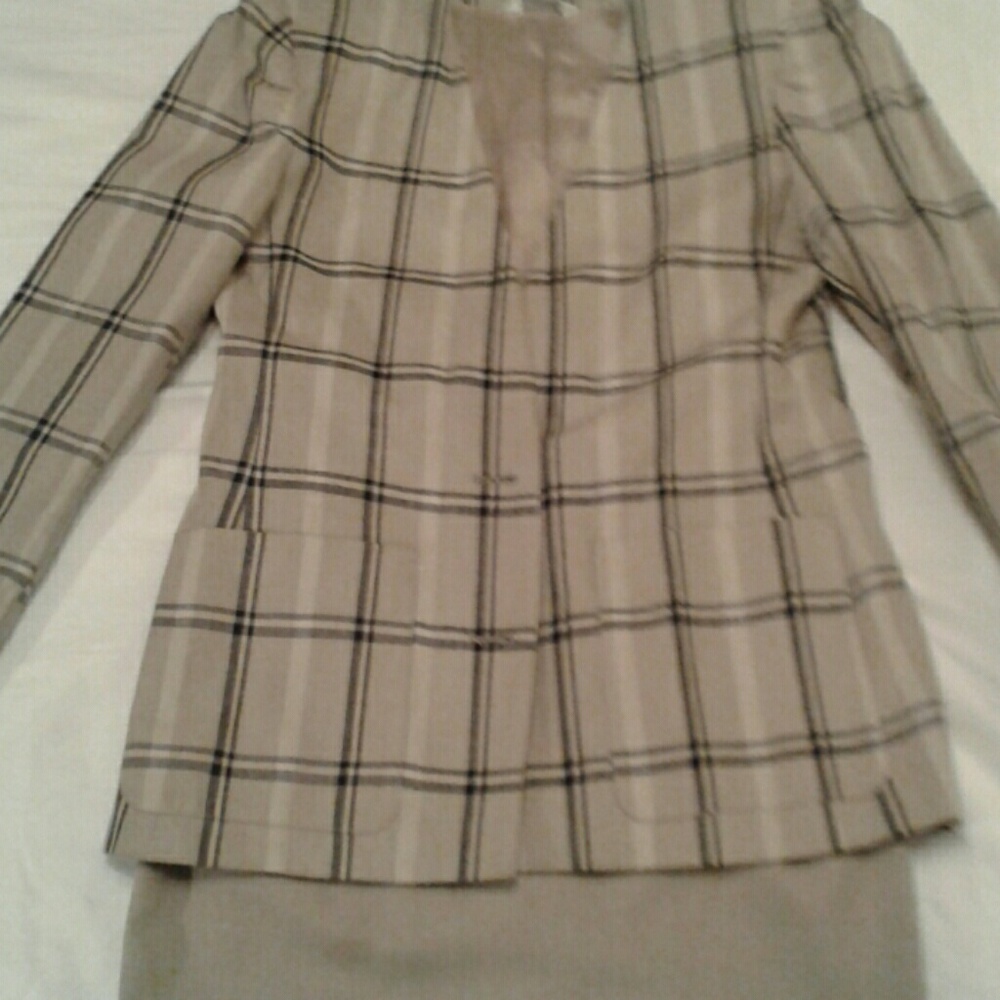 Women's Suit
