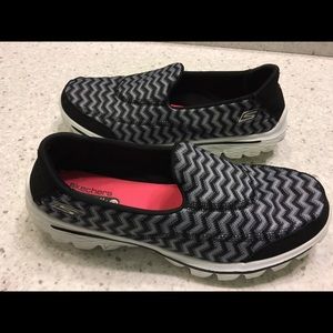 Skechers Go Walk 2