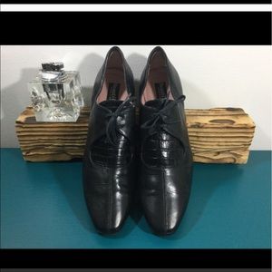 BeautiFeel Oxford Heels