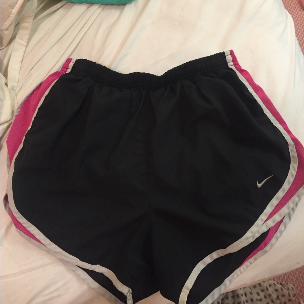 women's nike shorts