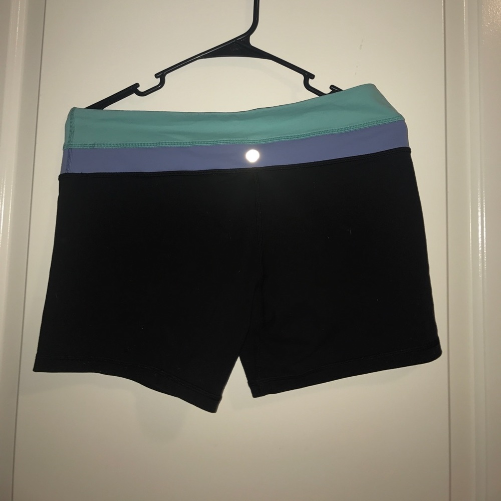 Size 10 Lululemon reversible  shorts