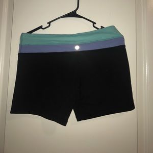 Size 10 Lululemon reversible  shorts