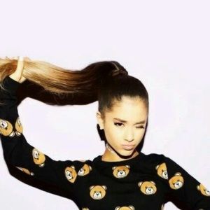 Meet your Posher, Cleo