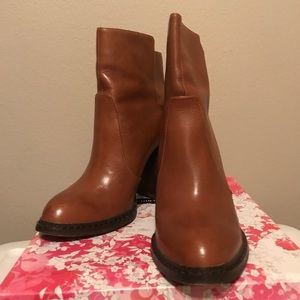 Chinese Laundry Gladly Bootie